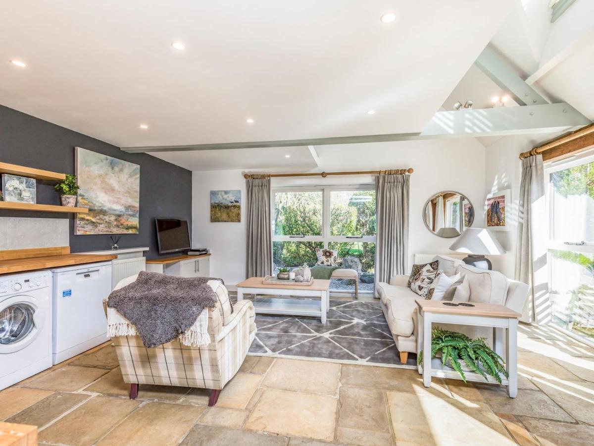 Pass The Keys Peaceful And Beautiful 1 Bedroom Barn Conversion Τσίτσεστερ Εξωτερικό φωτογραφία