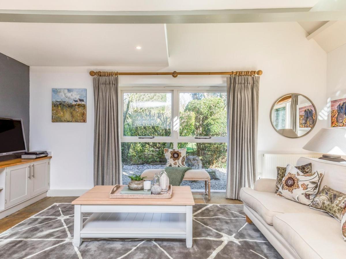 Pass The Keys Peaceful And Beautiful 1 Bedroom Barn Conversion Τσίτσεστερ Εξωτερικό φωτογραφία