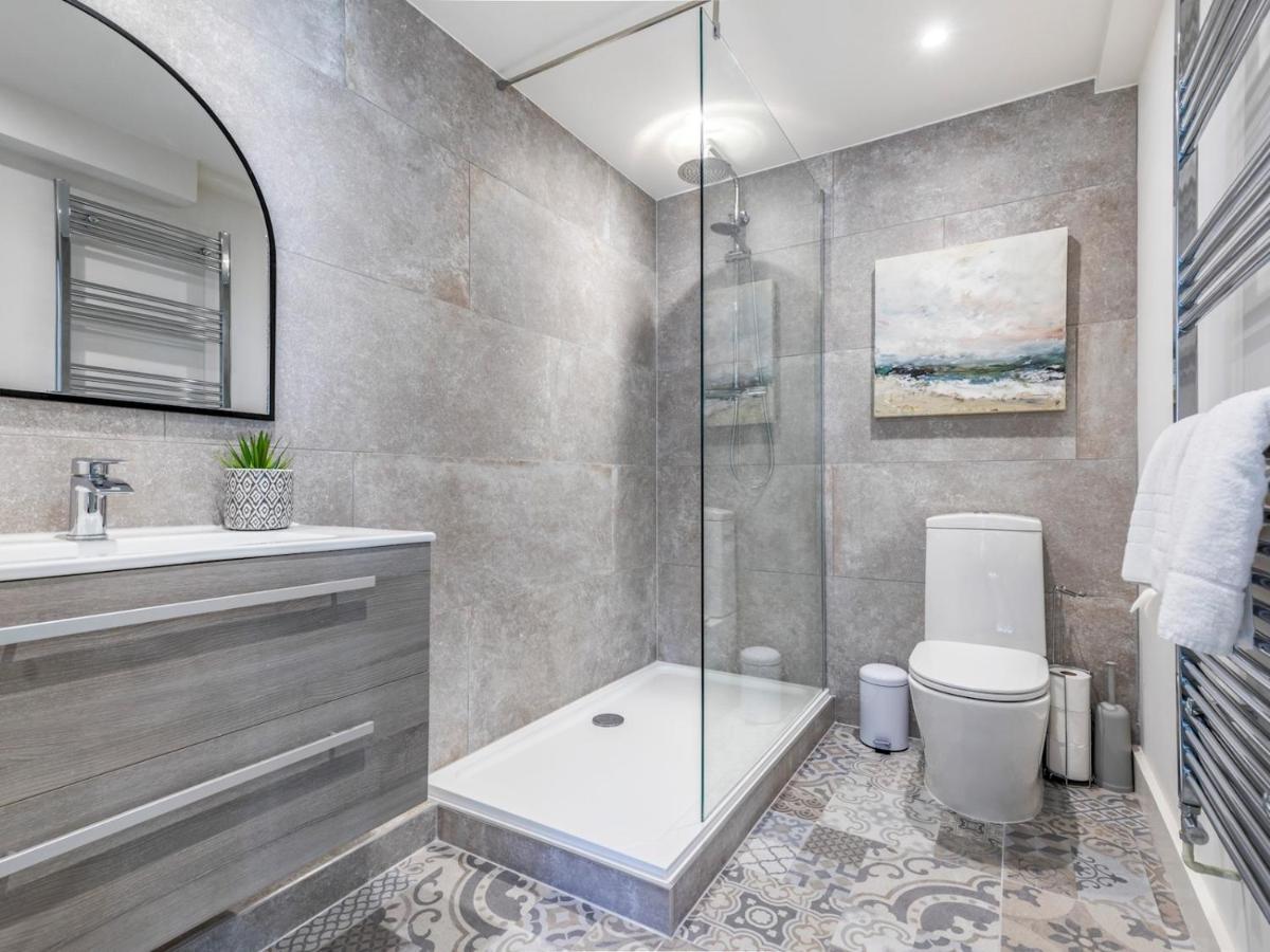 Pass The Keys Peaceful And Beautiful 1 Bedroom Barn Conversion Τσίτσεστερ Εξωτερικό φωτογραφία